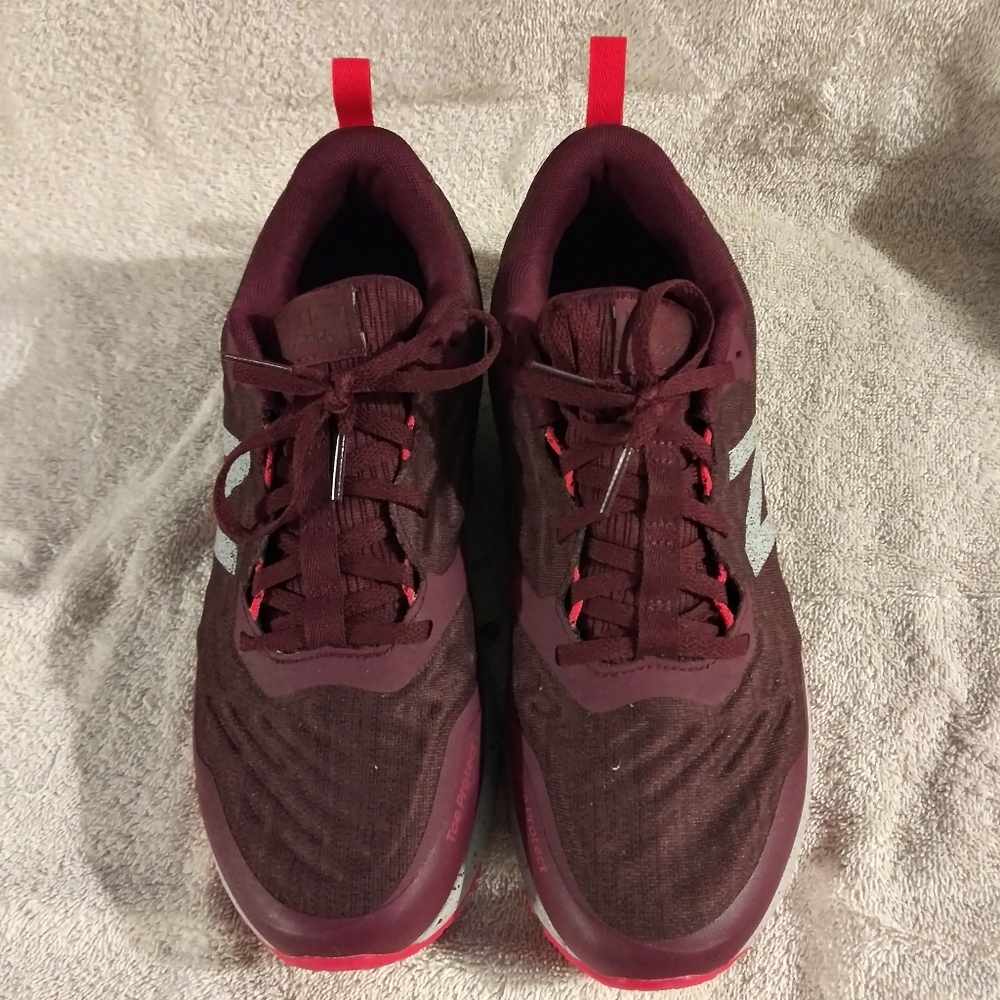 New Balance Women's Nitrel v3 Trail Size 10.5